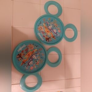 Lot of two Disney kids plates with Disneyland map or home decor